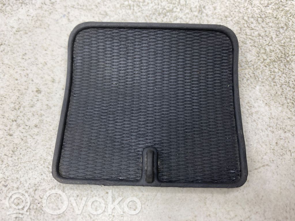 Volvo V70 Base de la guantera 