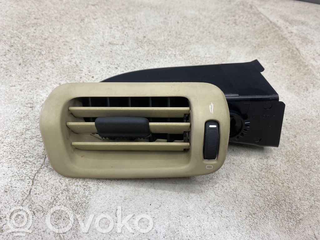 Volvo V70 Rejilla de ventilación trasera 