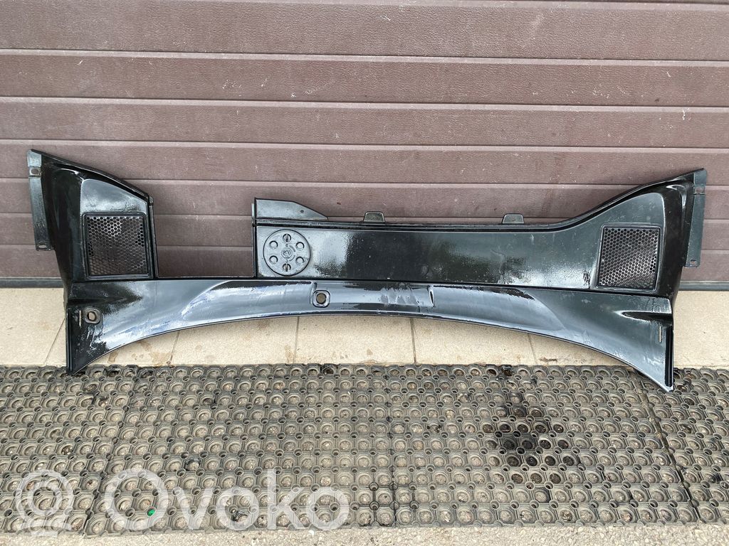 Volvo V70 Wiper trim 