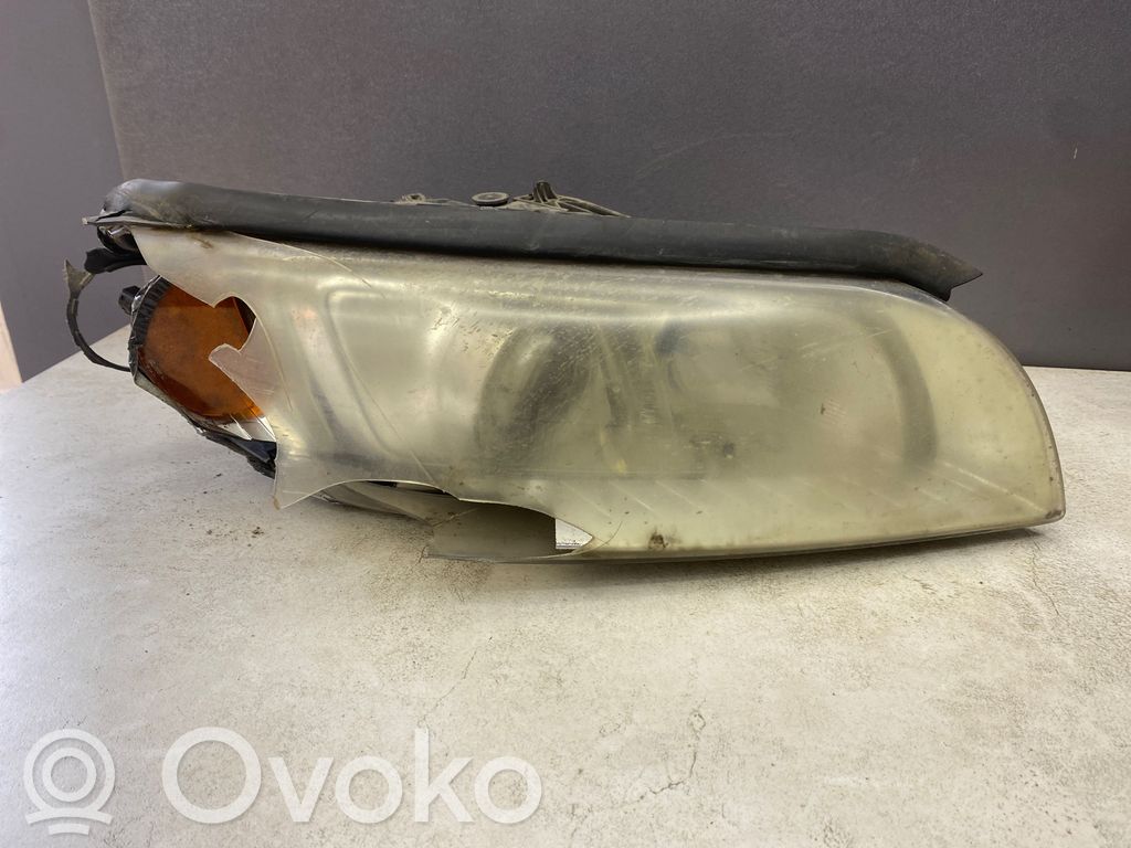 Volvo V70 Headlight/headlamp 