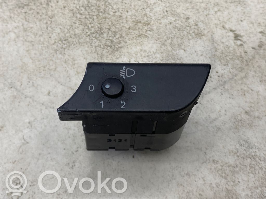 Audi A4 S4 B6 8E 8H Headlight level height control switch 