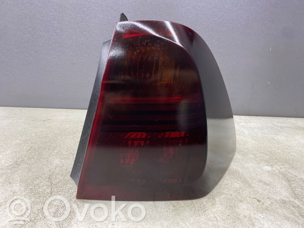 Rear/tail lights   7160062
