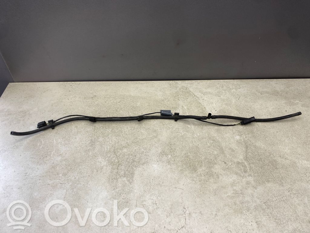 BMW 3 E90 E91 Windshield washer spray nozzle 