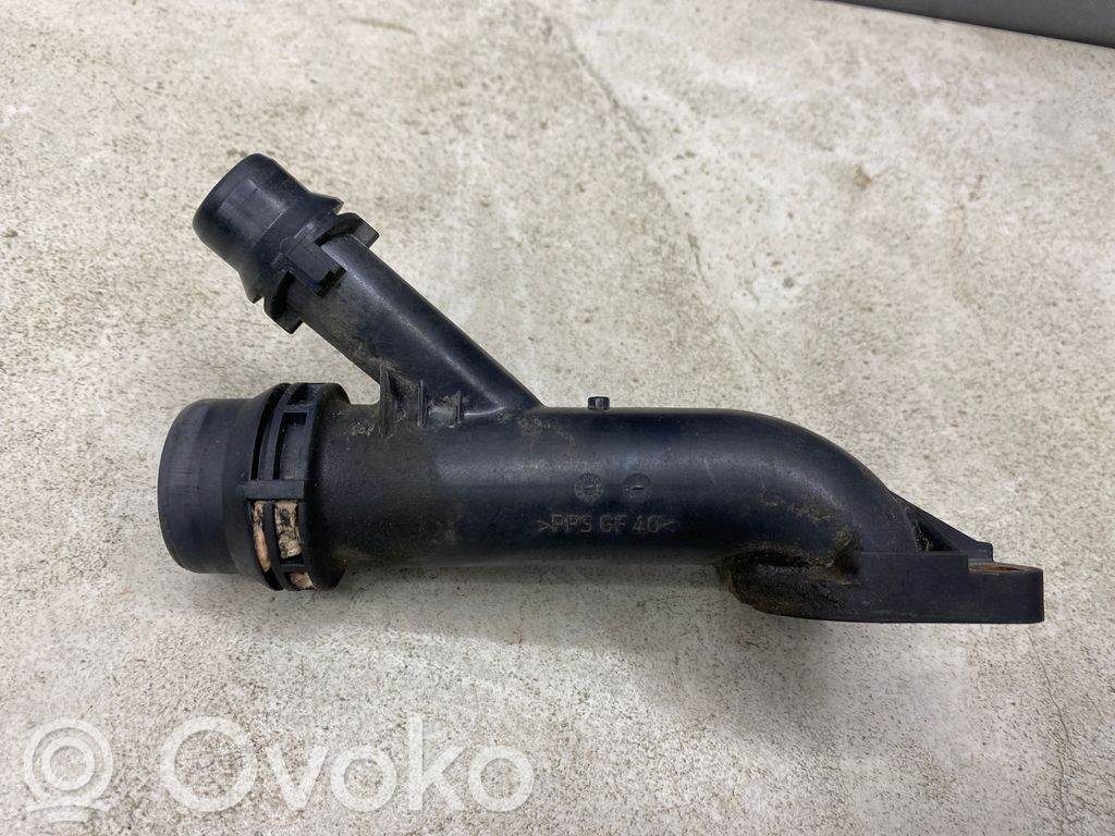BMW 3 E90 E91 Conductă/furtun lichid de răcire motor 