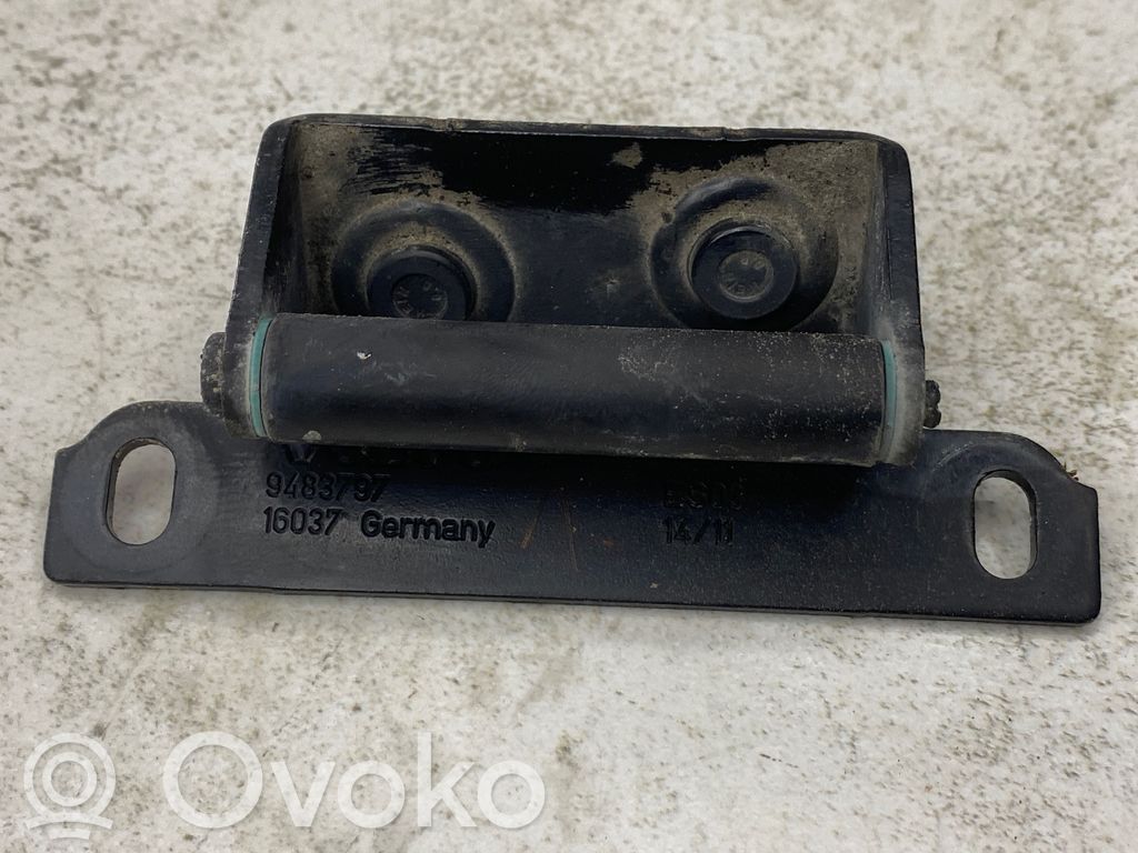 Volvo XC90 Tailgate/trunk/boot hinge 
