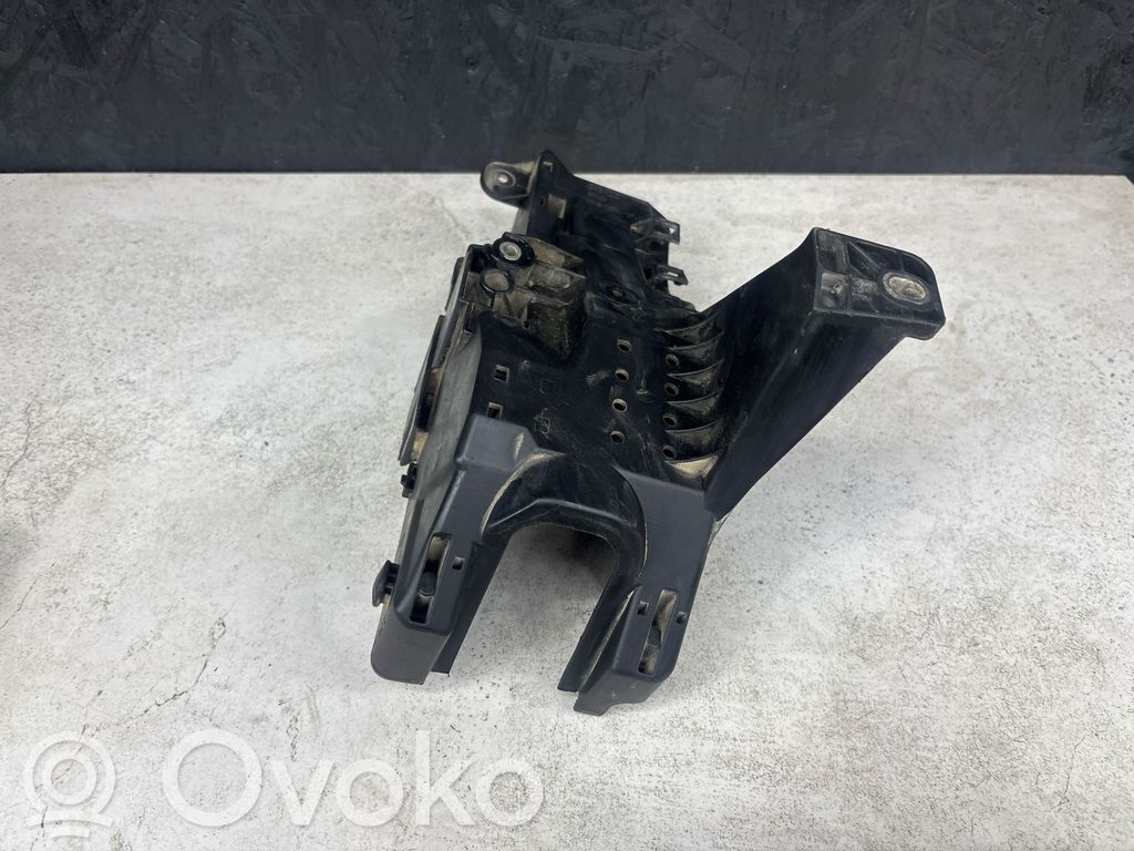 Volvo XC70 Saugiklių dėžė (komplektas) 