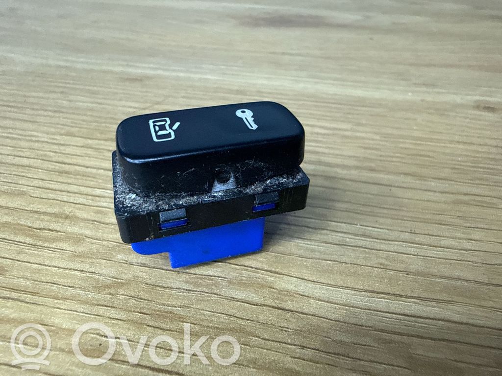 Skoda Octavia Mk2 (1Z) Centrinio užrakto jungtukas 