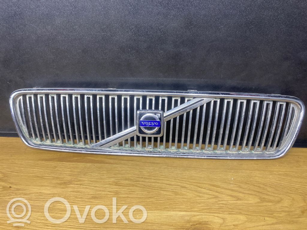 Volvo V50 Etusäleikkö 