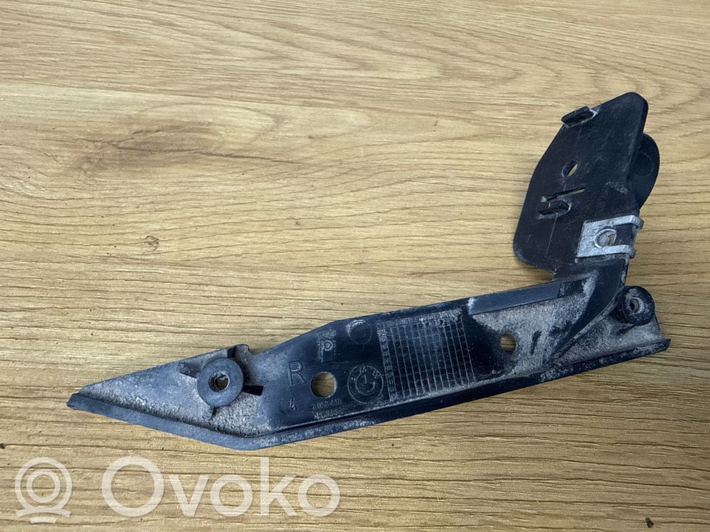 BMW 3 E90 E91 Headlight/headlamp mounting bracket 