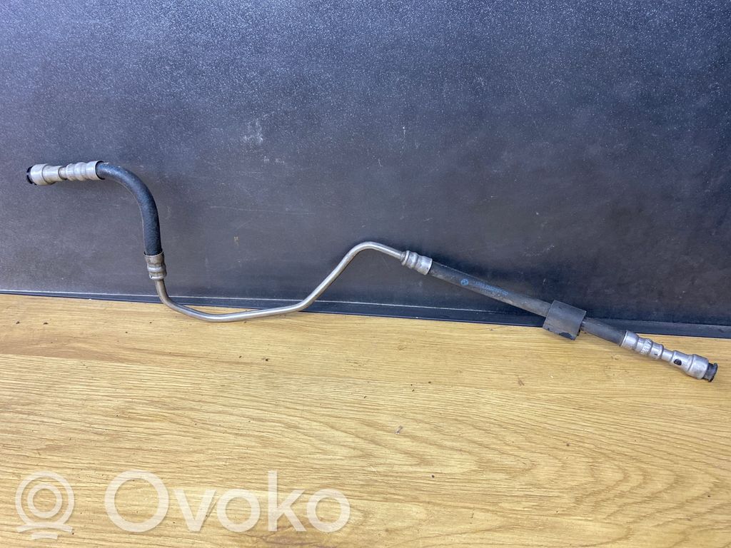 BMW 3 E90 E91 Kraftstoffleitung 