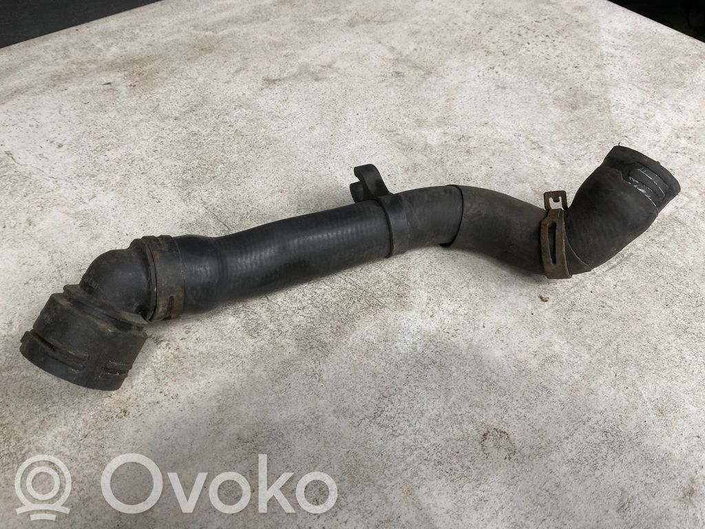 Volkswagen Polo Moottorin vesijäähdytyksen putki/letku 
