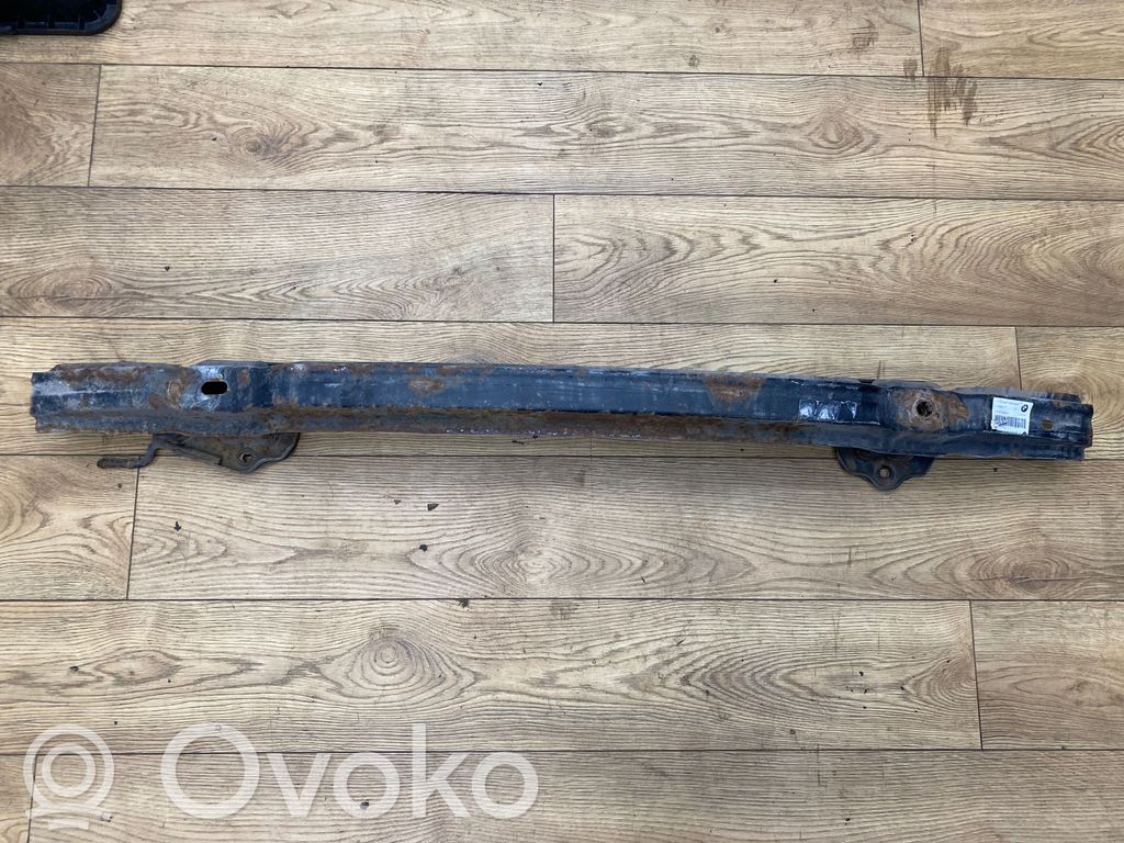 Aizmugurē bampera balka   7058467