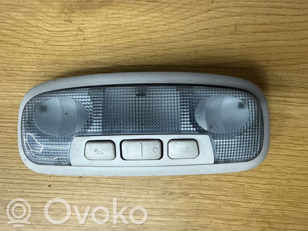 Ford Mondeo MK IV Luz del asiento trasero 
