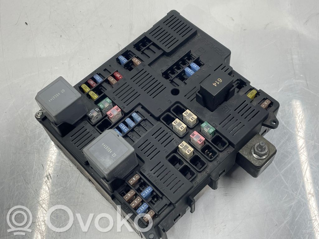 Volvo V60 Fuse module 