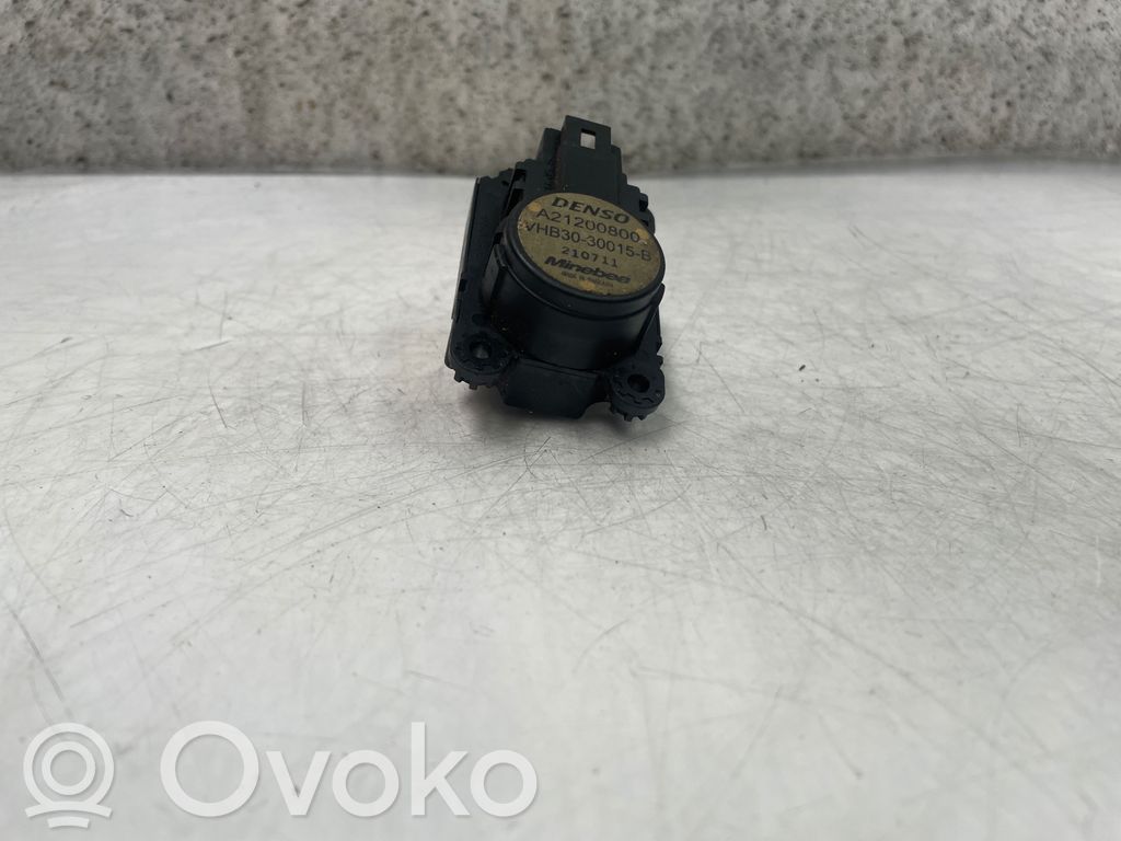 Opel Movano B Silniczek nagrzewnicy 