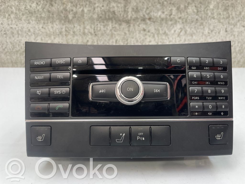 Mercedes-Benz E W212 Unitate principală radio/CD/DVD/GPS 