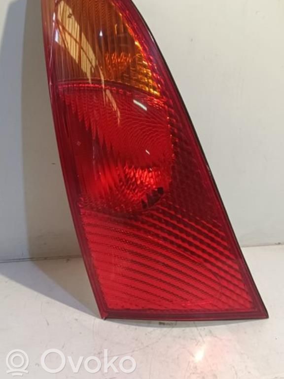 Rear/tail lights   1M5113405A