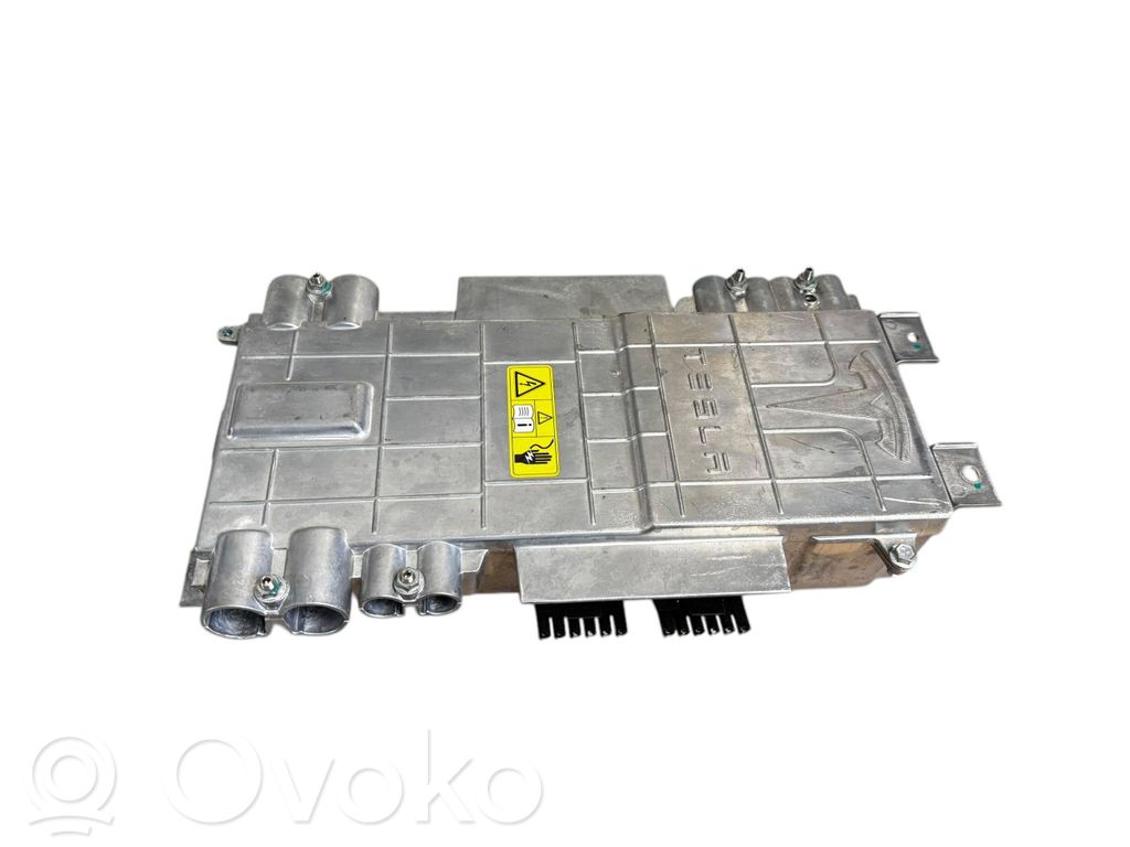 Tesla Model S Inversor/convertidor de voltaje 