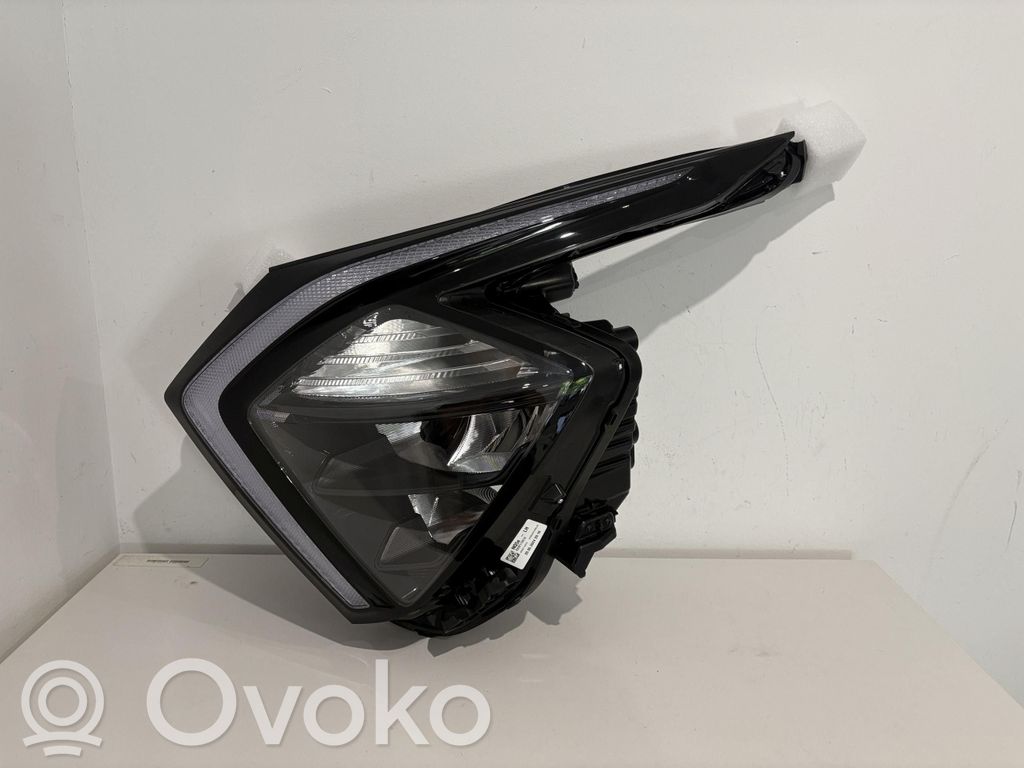 KIA Sportage Lampa przednia 