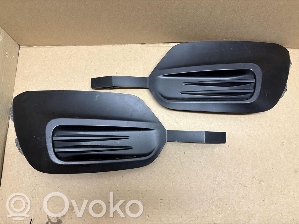 Opel Combo E Front bumper lower grill 