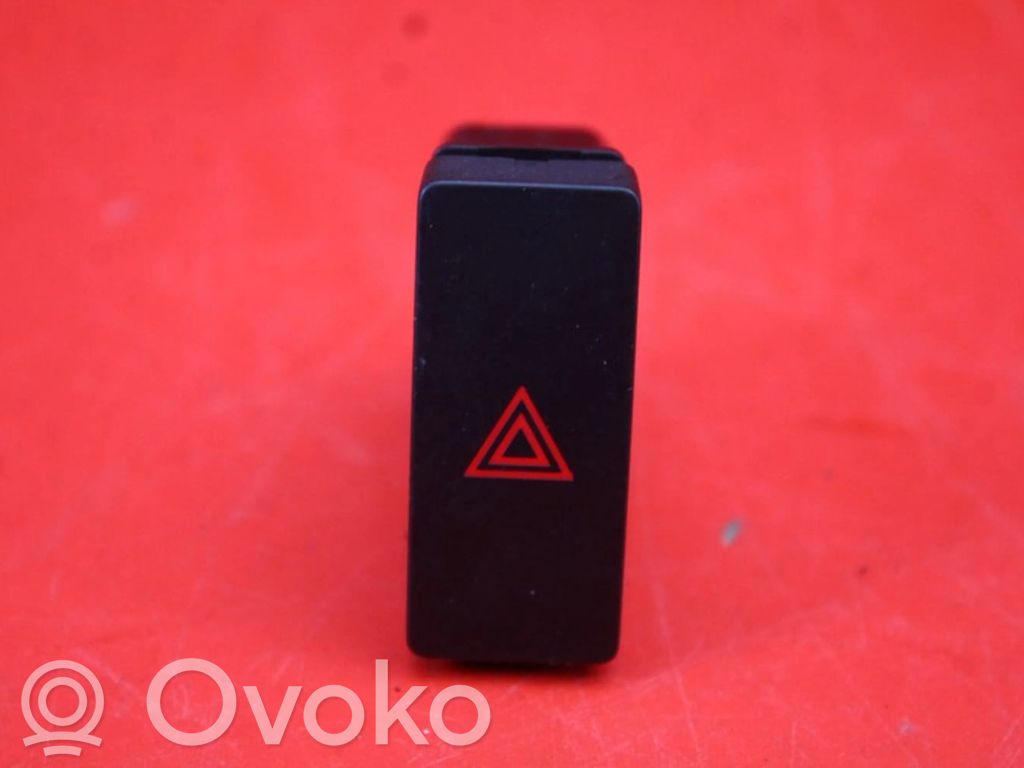 Mazda 3 II Hazard light switch 
