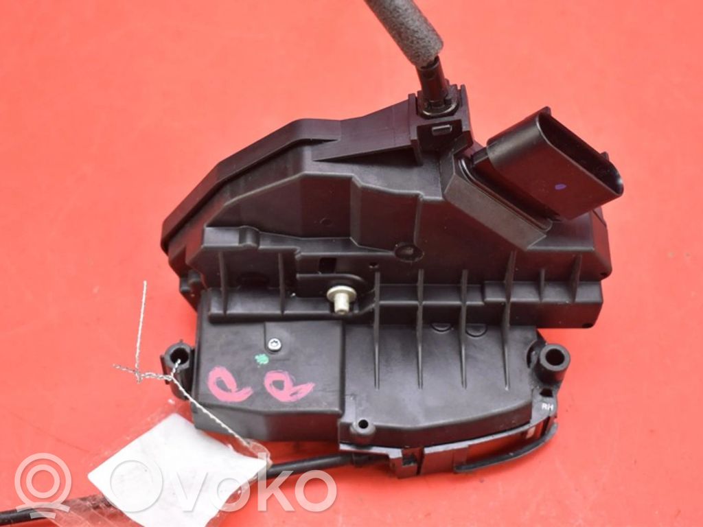 Ford Focus Front door lock 