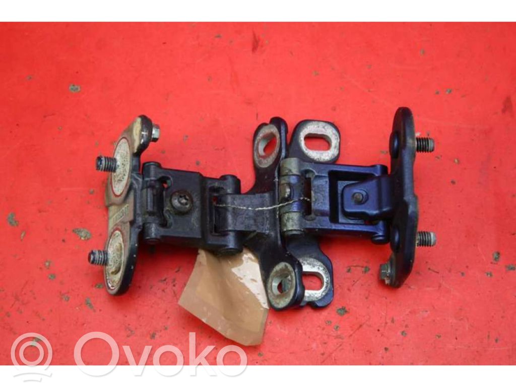 BMW 1 E82 E88 Tailgate/trunk/boot hinge 