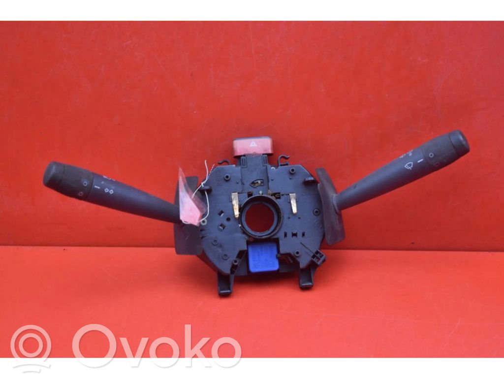 Other switches/knobs/shifts   B883,B883