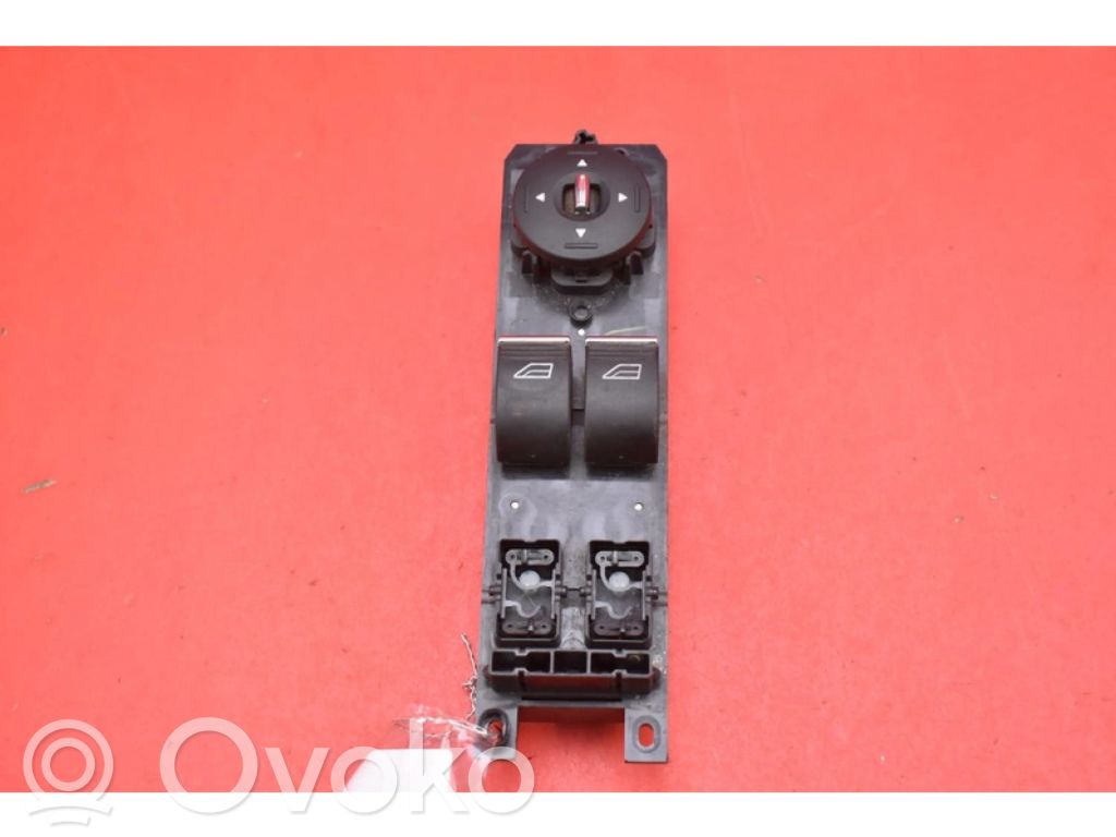 Ford Fiesta Electric window control switch 