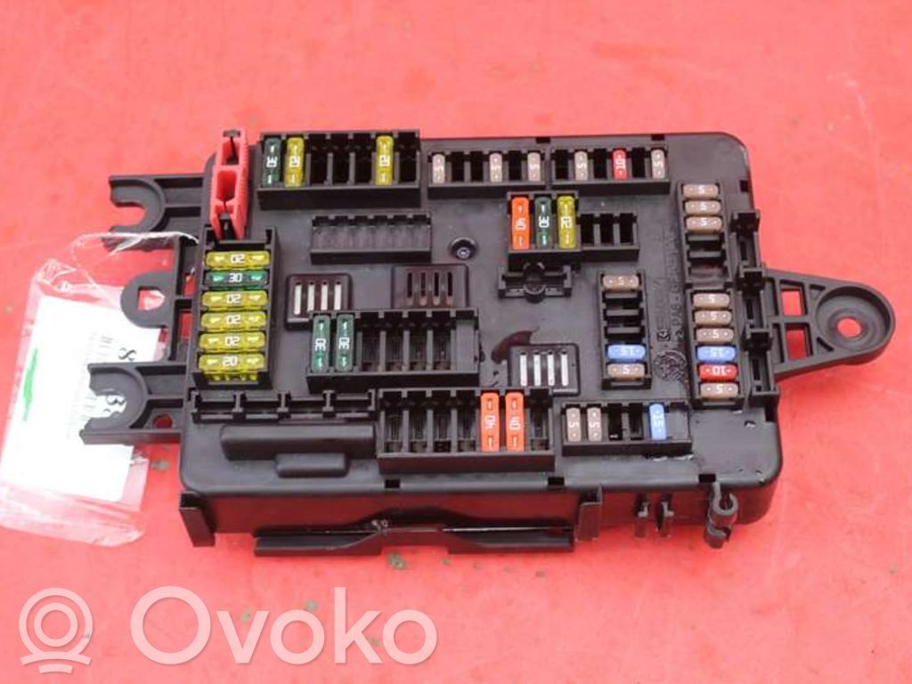 BMW 7 F01 F02 F03 F04 Sicherungskasten komplett 