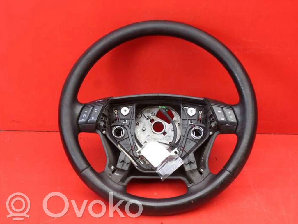 Volant   30680836,30680836