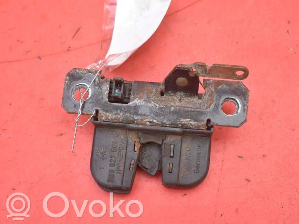 Volkswagen PASSAT B5 Serrure de loquet coffre 