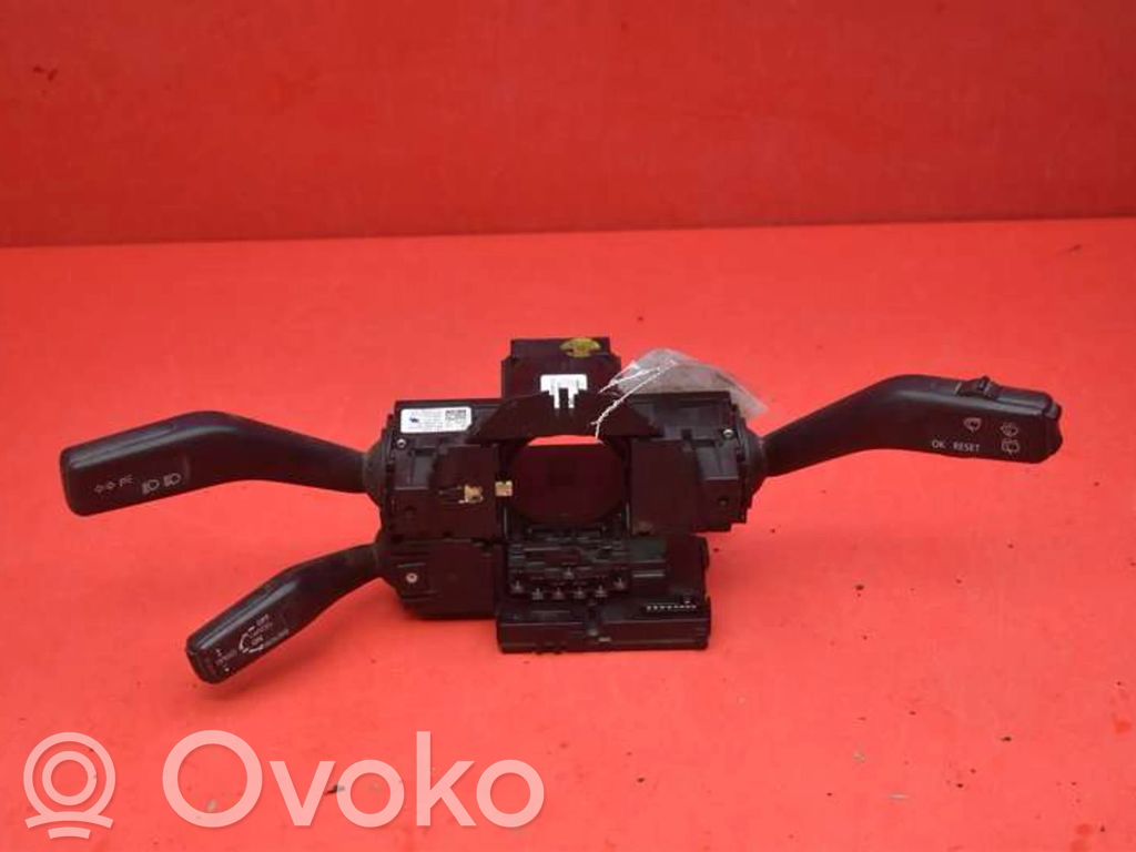 Volkswagen PASSAT B6 Otros interruptores/perillas/selectores 