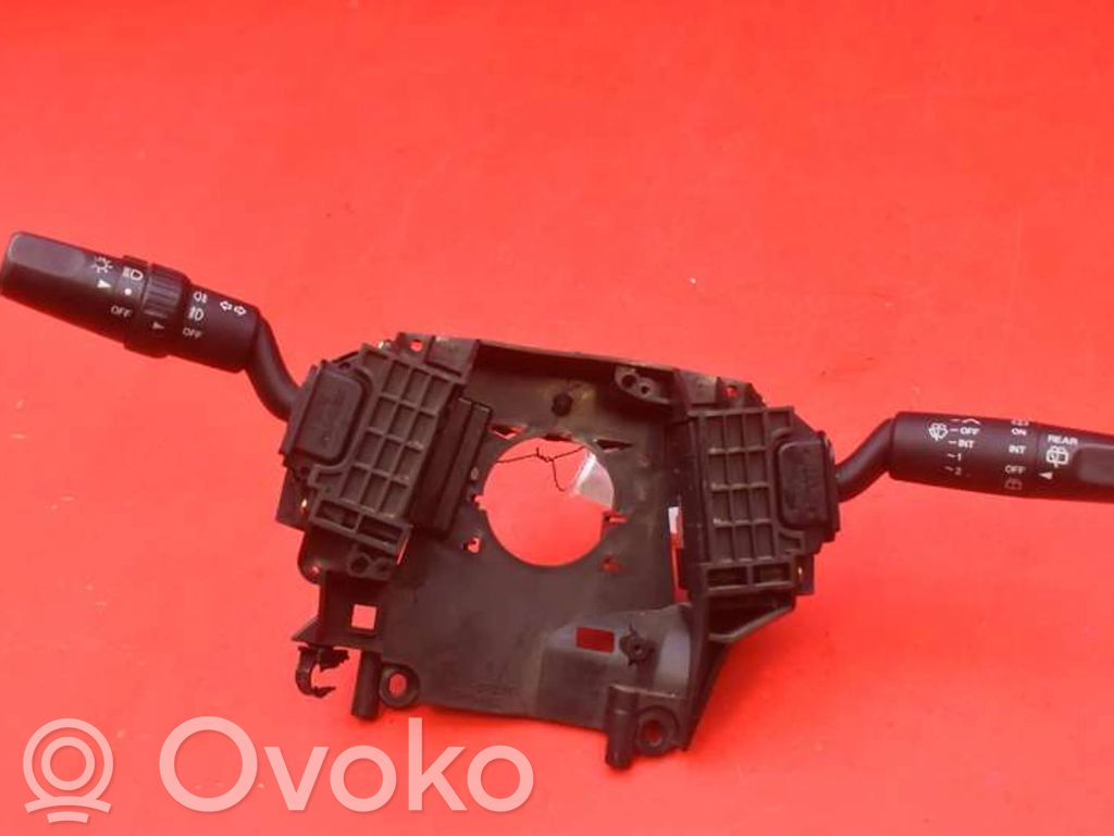 Mazda 323 F Autres commutateurs / boutons / leviers 
