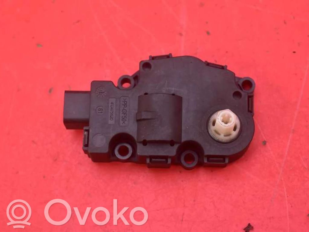 Volkswagen Touareg II Motor/actuator clapetă aer 