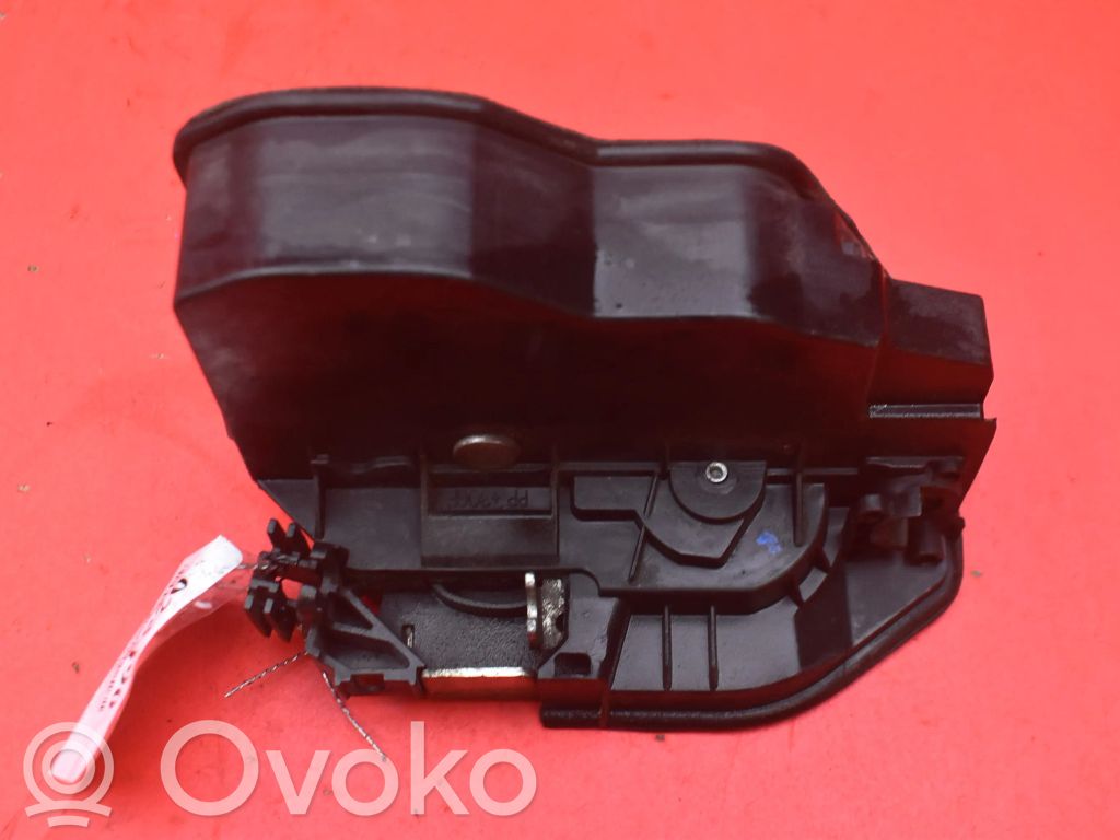BMW 5 E60 E61 Serratura portiera anteriore 