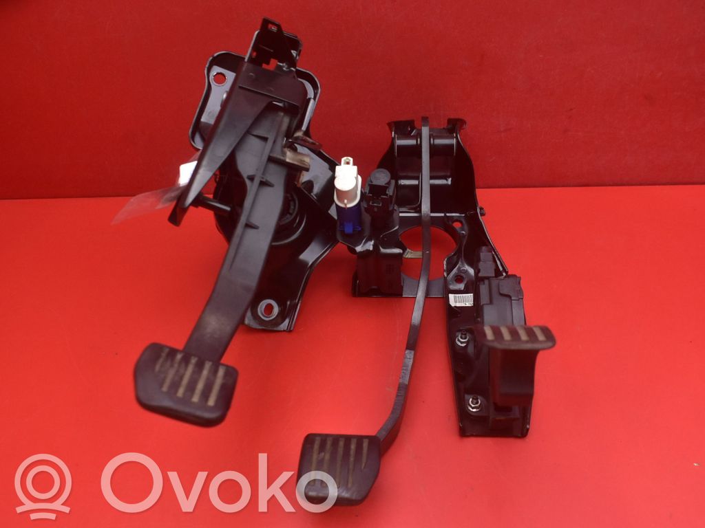 Ford Mondeo MK IV Pedal del acelerador 