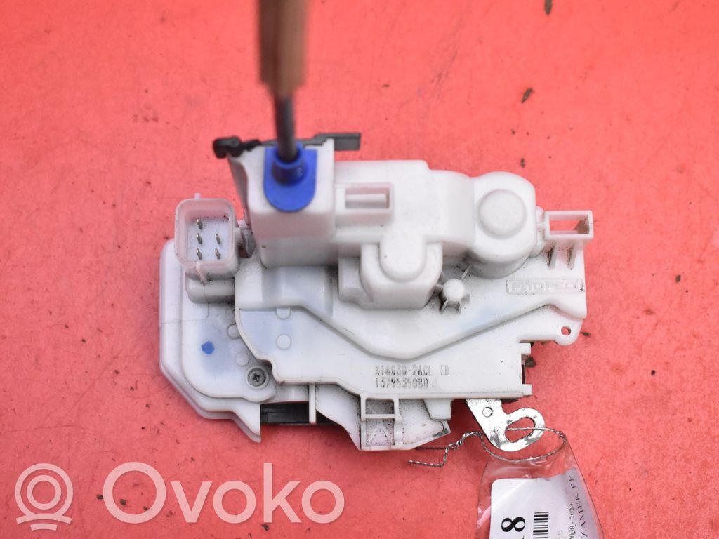 Peugeot Bipper Etuoven lukko 