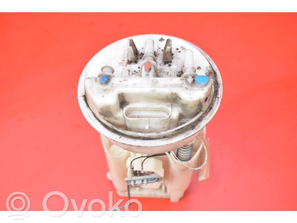 Volvo S40, V40 Bomba interna de combustible 