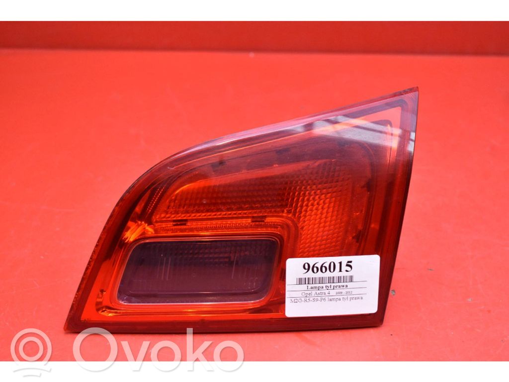 Opel Astra J Lampă spate în caroserie 