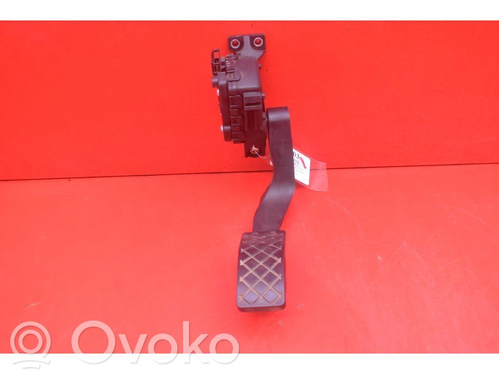 Audi A8 S8 D3 4E Accelerator throttle pedal 