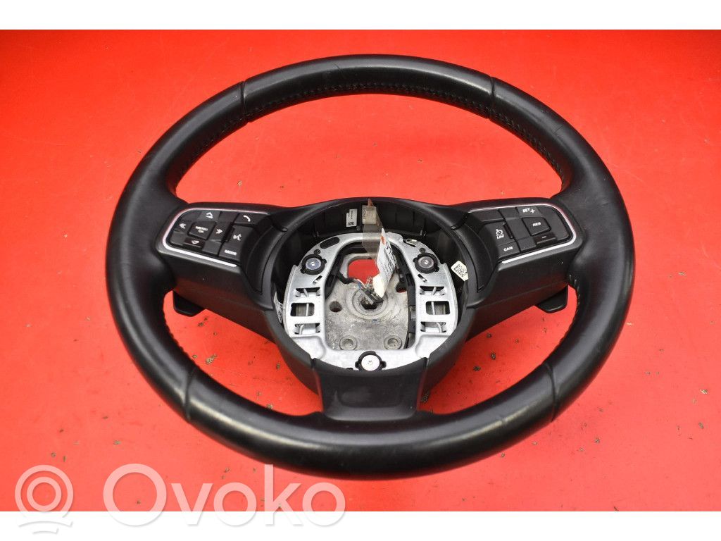 Jaguar XE Volan 