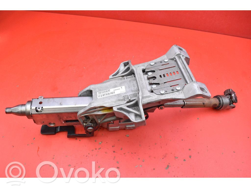Volvo V40 Steering wheel axle 