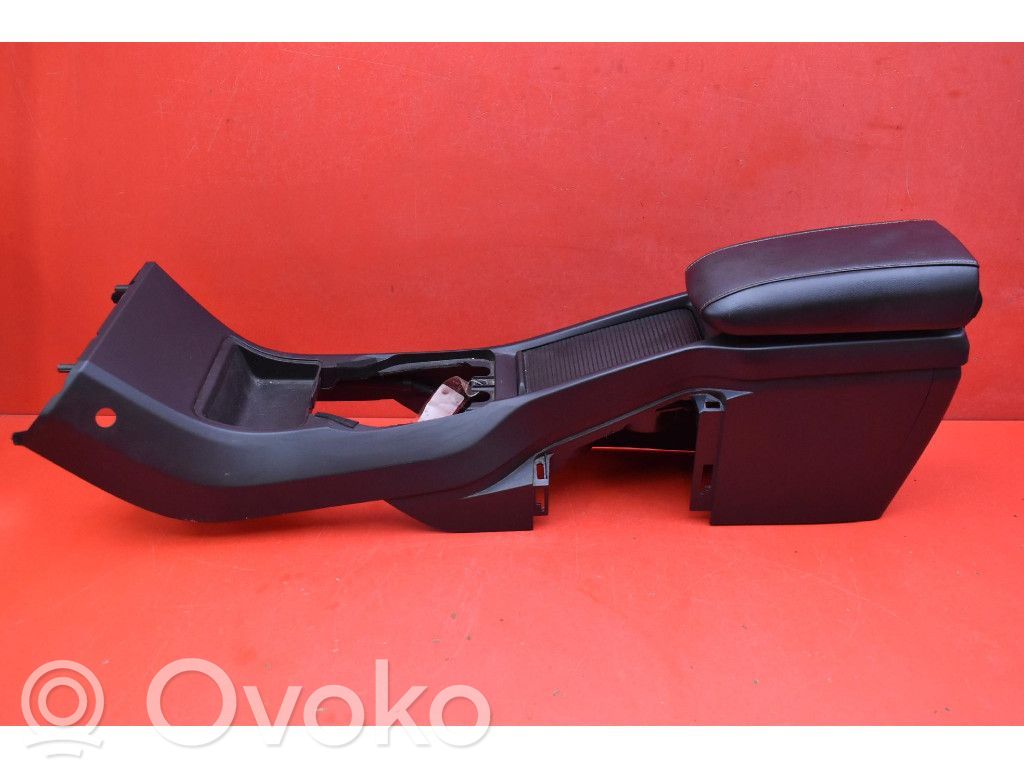 Volvo V40 Centrinė konsolė 