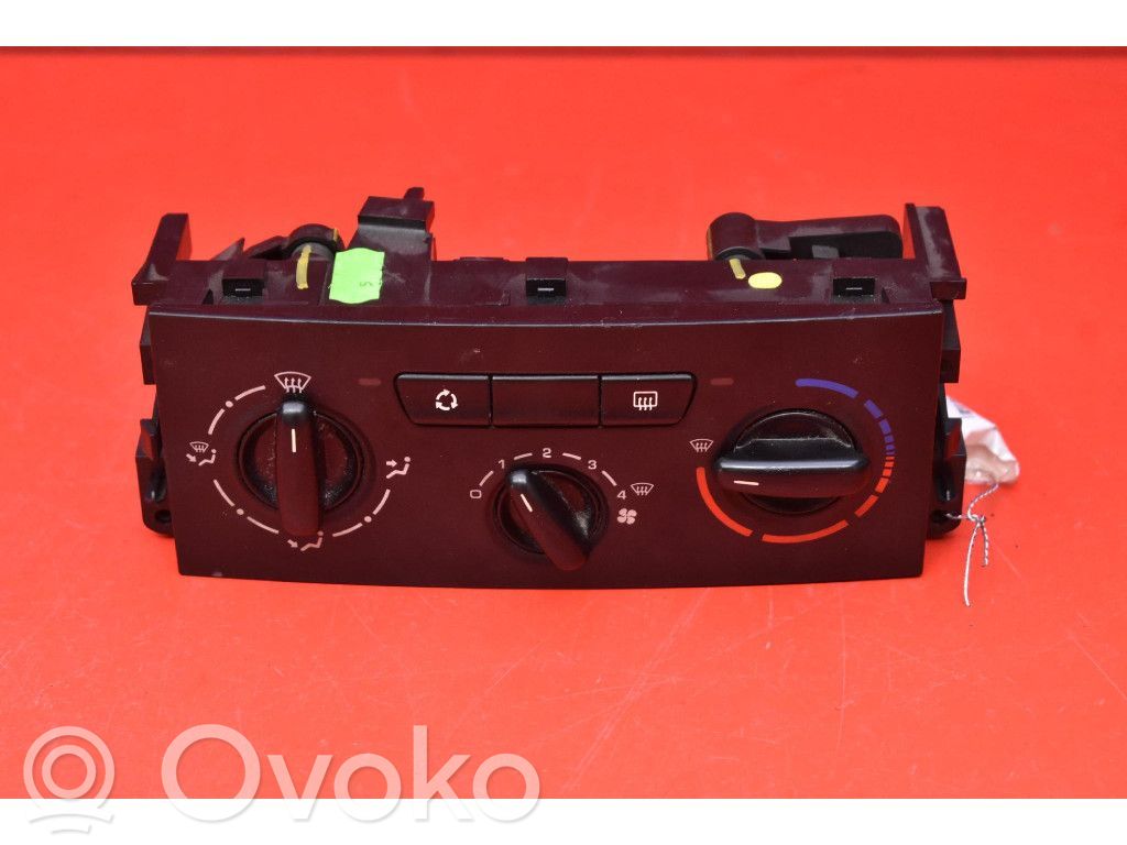 Peugeot 207 CC Climate control unit 