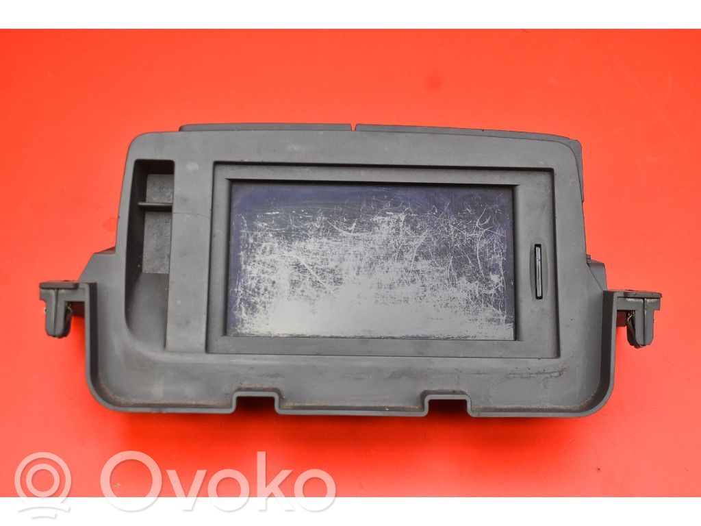 Renault Megane III Radio/CD/DVD/GPS head unit 