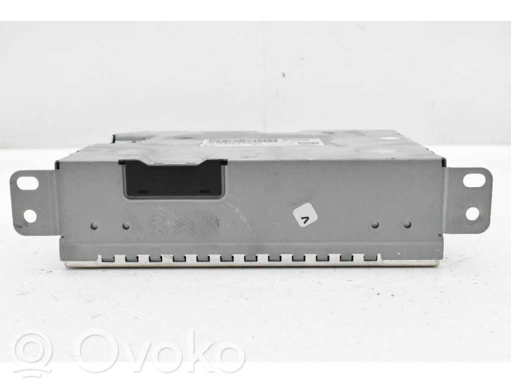 Toyota Proace Radio / CD-Player / DVD-Player / Navigation 