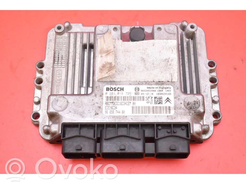 Peugeot 3008 I Unité de commande, module ECU de moteur 