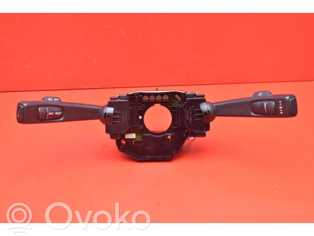 Volvo S40 Citu veidu slēdži / pogas / pārslēdzēji 