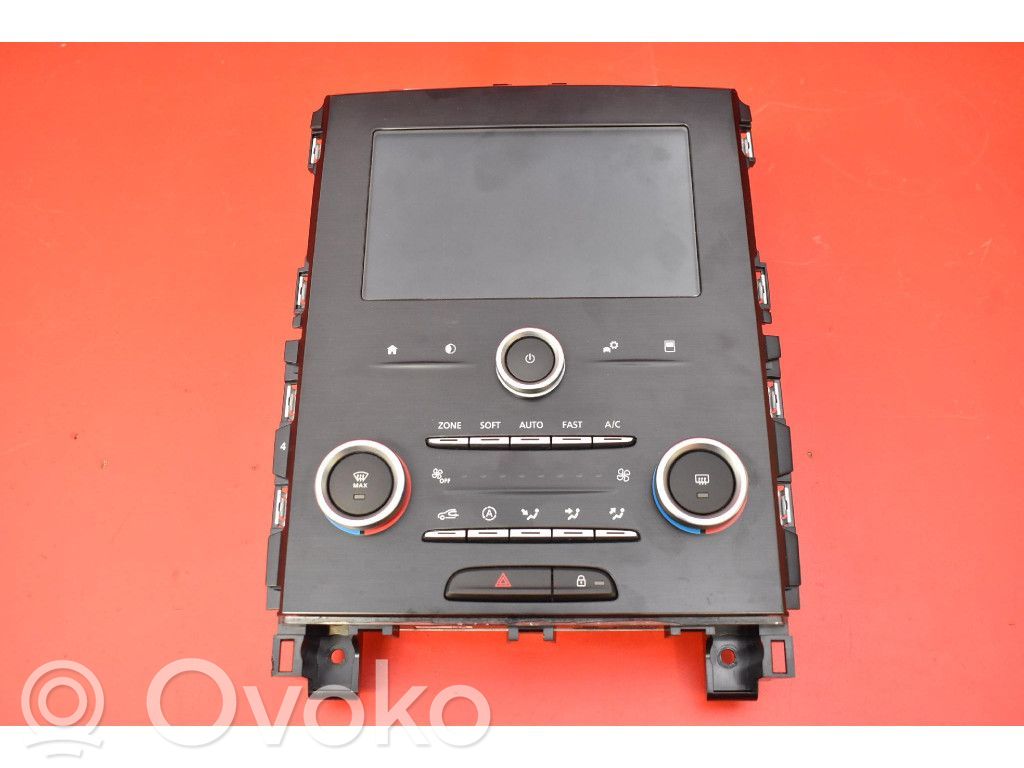 Renault Megane I Radio/CD/DVD/GPS head unit 